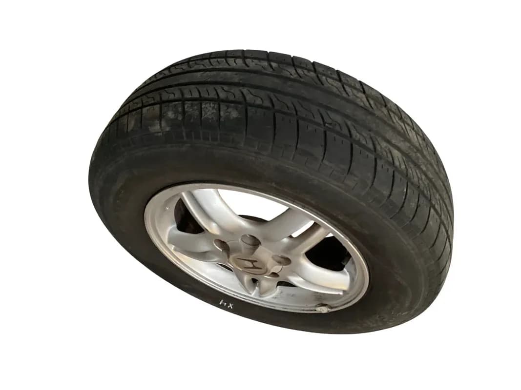Llanta y Neumatico Honda CR-V 1999-2001 - Foto 2
