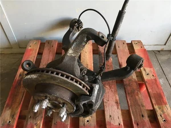 Mangueta delantera izq Jeep Cherokee KJ - Foto 2