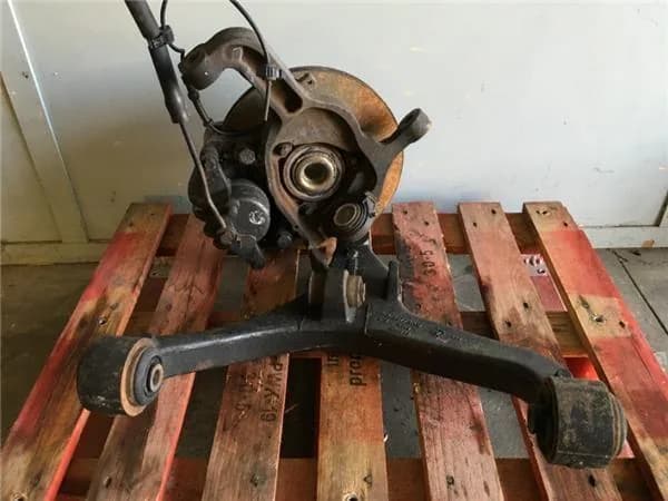 Mangueta delantera izq Jeep Cherokee KJ - Foto 3