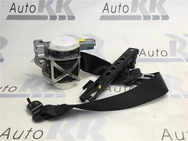 Cinturon derecho Mercedes C W204 - Foto 1