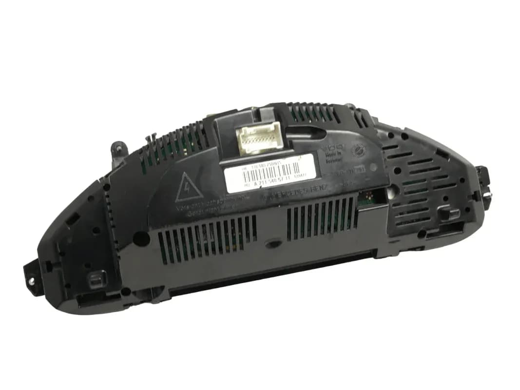 Cuadro instrumentos Mercedes A2115405711 - Foto 3
