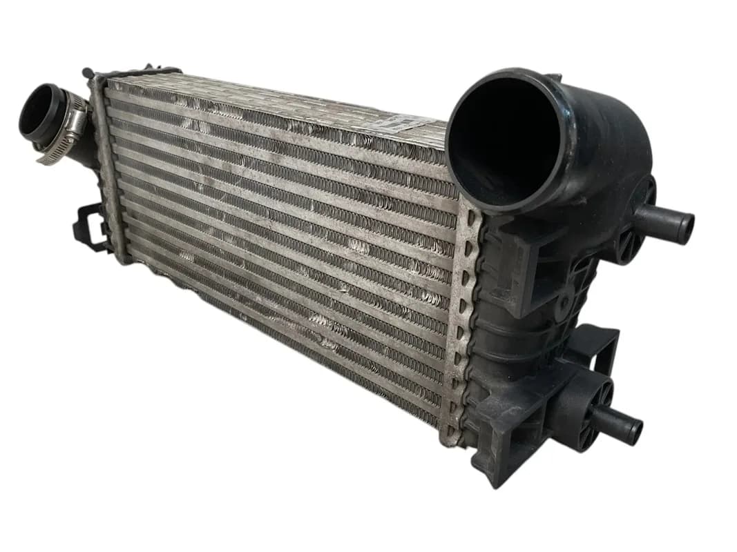 Intercooler Ford C-Max Focus III 2010-2019 - Foto 2