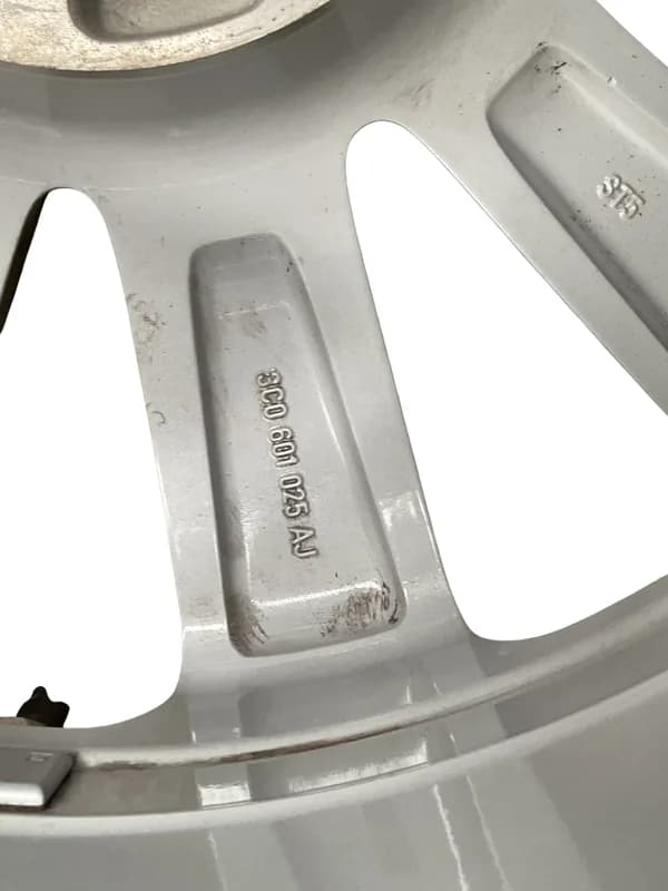 Llanta VW Passat Berlina (3C2) R-Line 05-10 - Foto 5