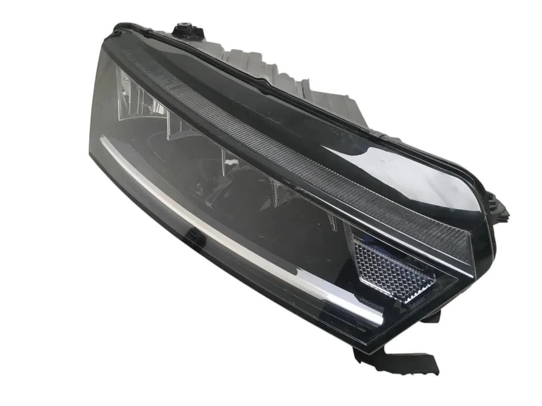 Faro derecho Škoda Octavia IV NX - Foto 2