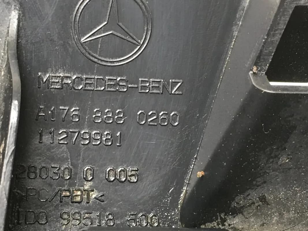 Rejilla Radiador Mercedes W176 - Foto 5
