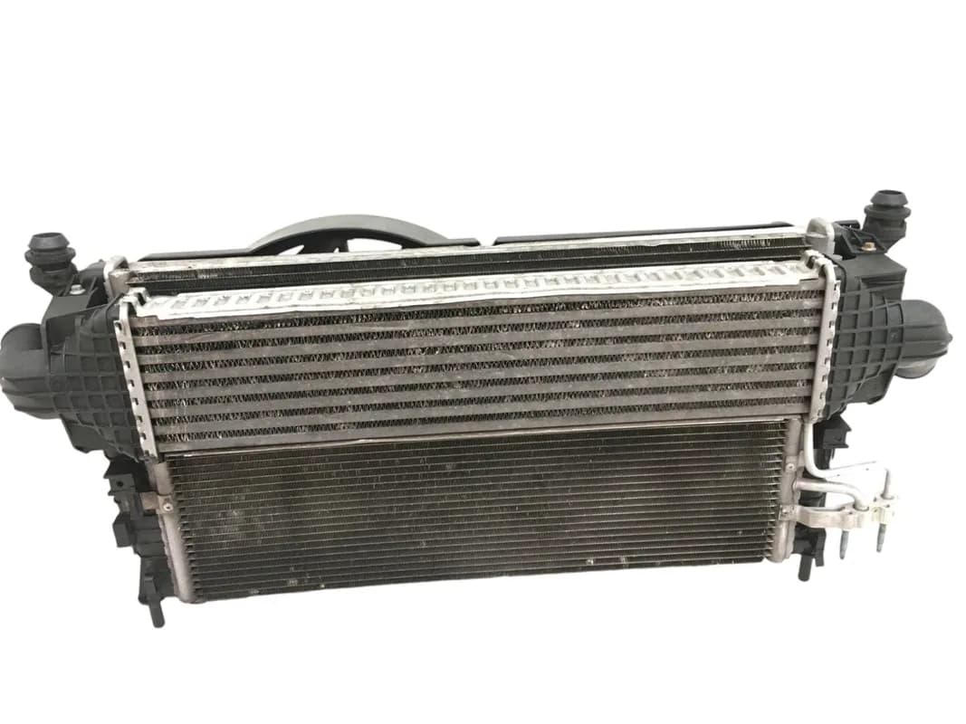 Radiador / Intercooler Ford Focus II - Foto 1