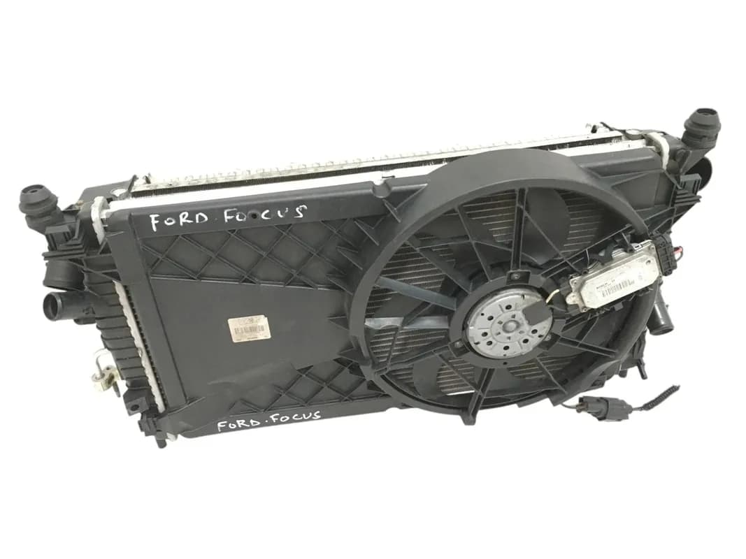Radiador / Intercooler Ford Focus II - Foto 3
