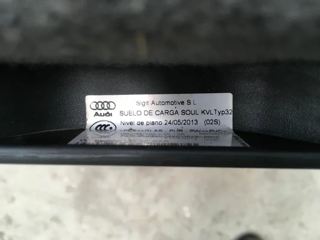 Suelo maletero Audi Q3 8U - Foto 3