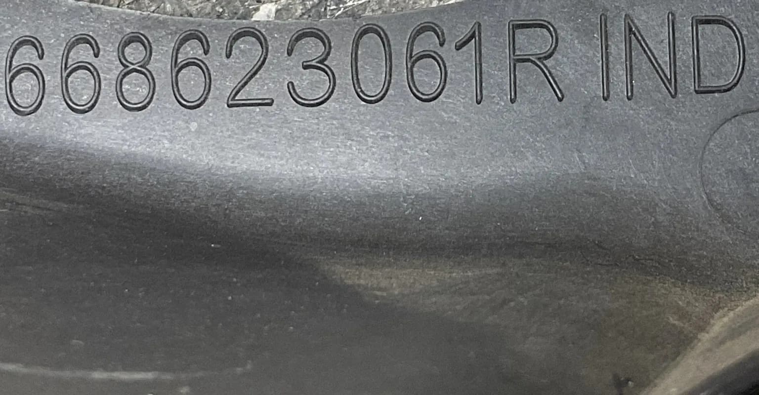 Moldura izq Capot Renault Espace 15-23 - Foto 3