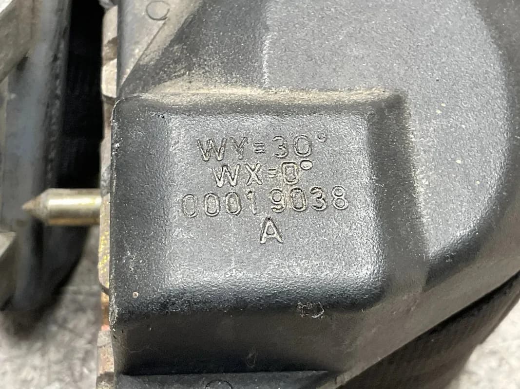 Cinturon tra izq Volkswagen Golf 83-92 - Foto 4