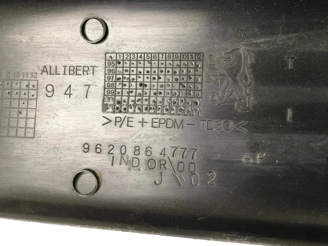 Moldura puerta tra izq Peugeot 607 - Foto 3