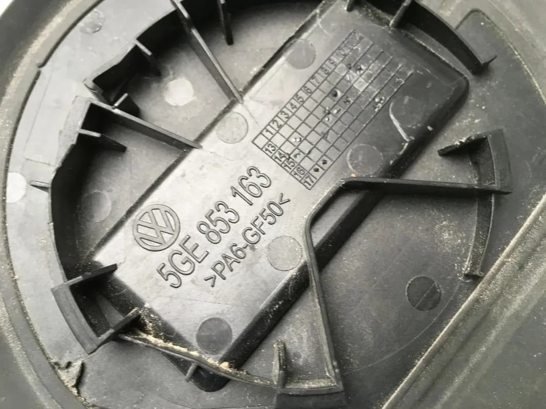 Tapa combustible para VW Golf VII - Foto 4