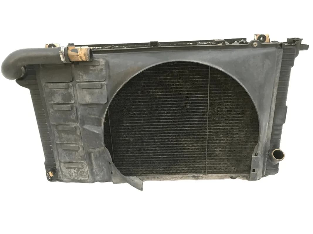 Radiador Nissan Patrol 260 21477G9804 - Foto 1