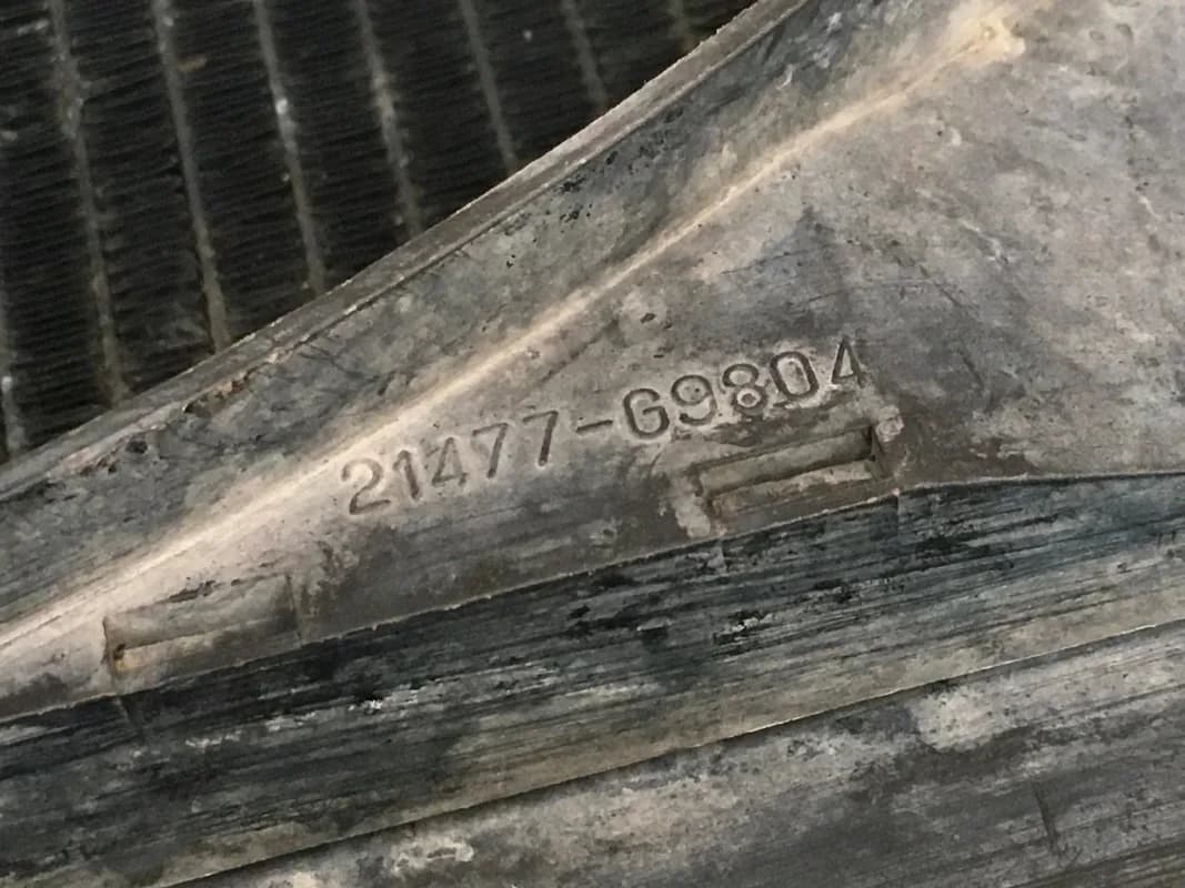 Radiador Nissan Patrol 260 21477G9804 - Foto 6