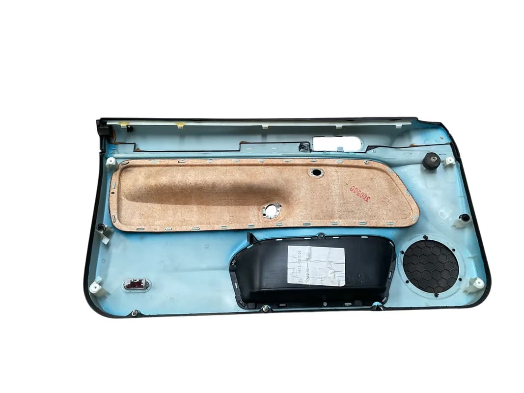 Panel puerta del dcha VW golf IV 98-06 - Foto 4