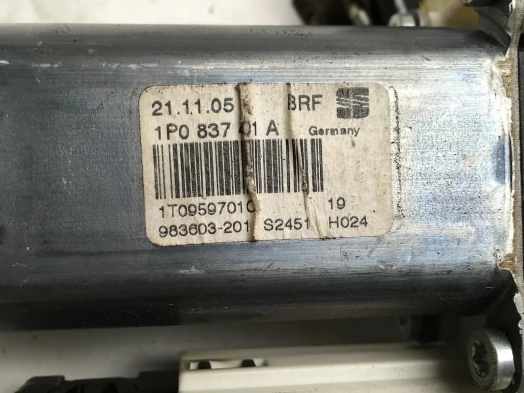 Mecanismo elevalunas del izq Seat Leon II - Foto 4