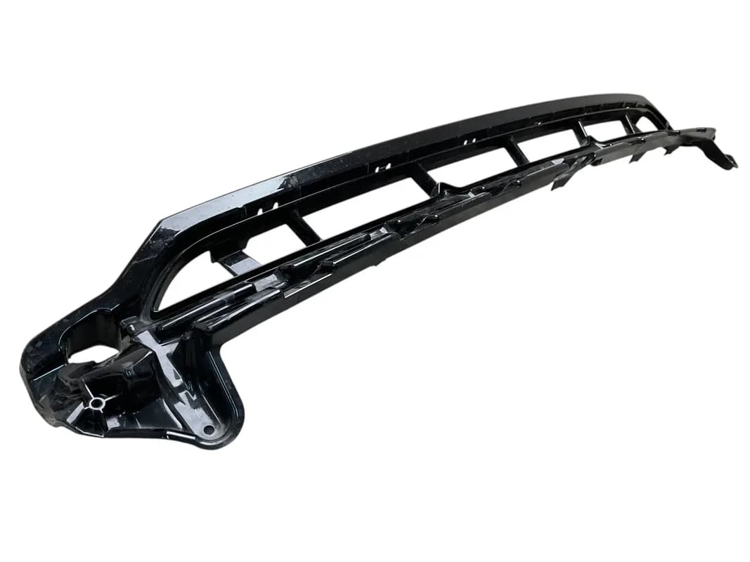 Embellecedor Paragolpes Delantero Cura Formentor 23-25 - Foto 3