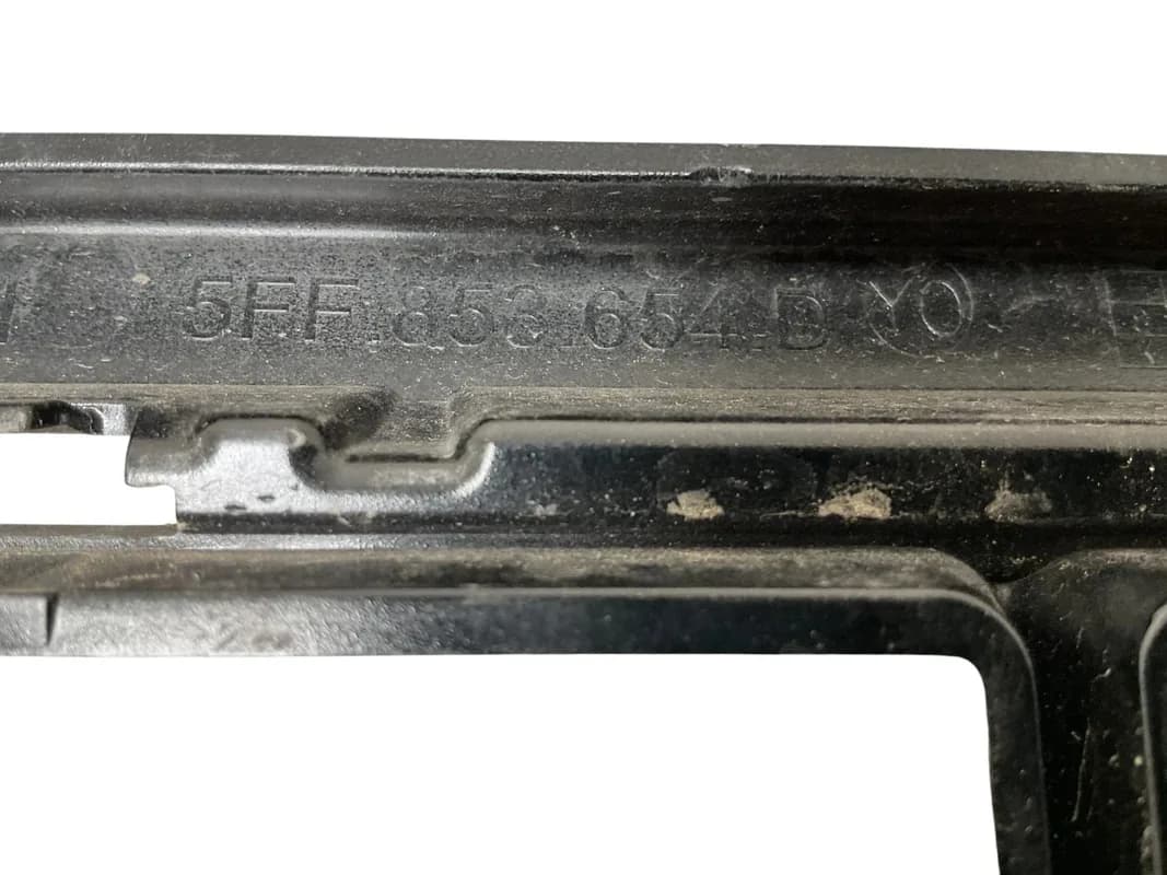 Embellecedor Paragolpes Delantero Cura Formentor 23-25 - Foto 4