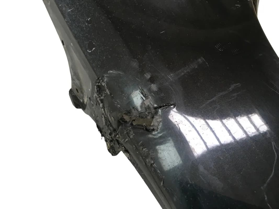 Faldon derecho BMW Z4 E85 - Foto 4