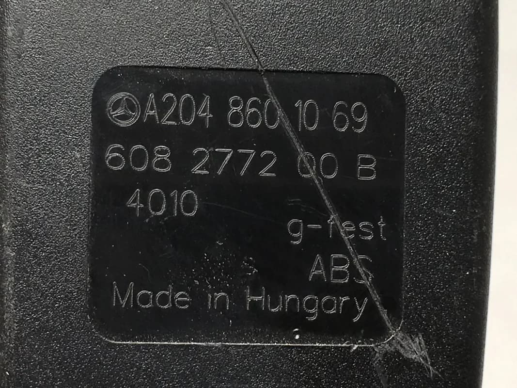 Enganche cinturon tra dcho Mercedes C207 - Foto 3