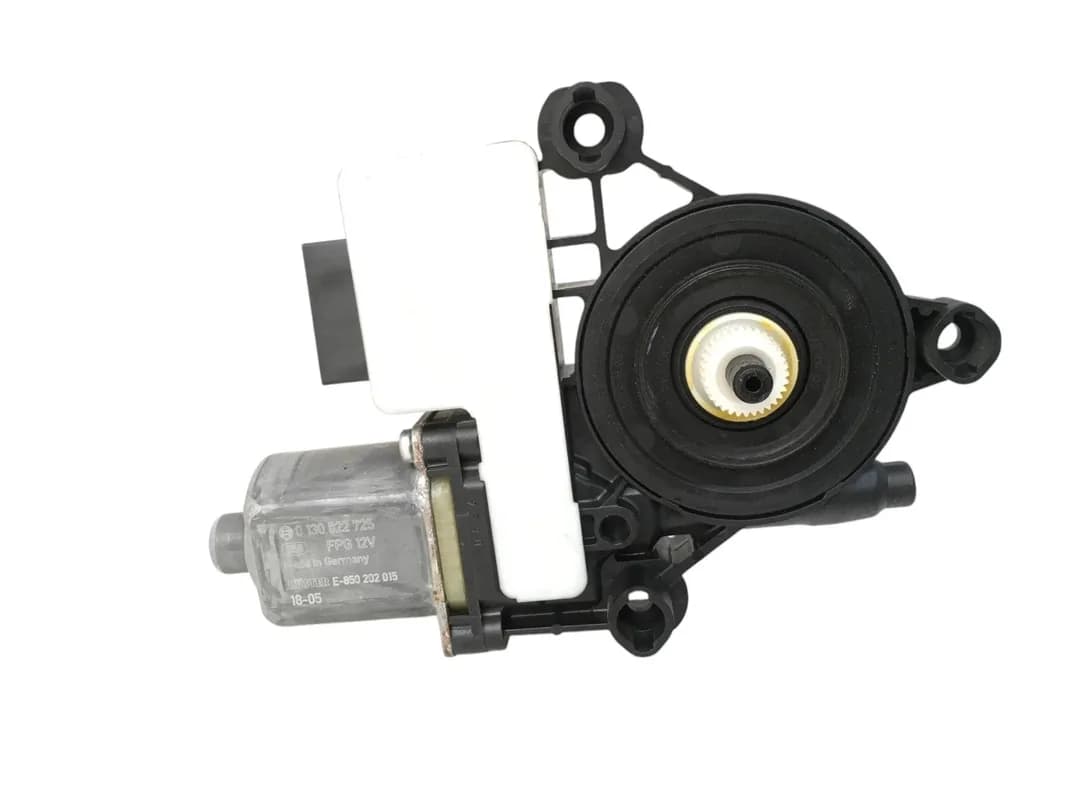 Motor Elevalunas tra dcho VW 5Q0959811E - Foto 3