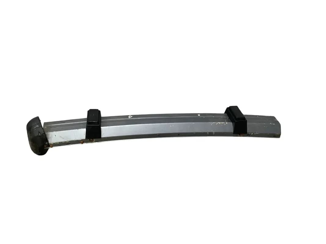 Paragolpes Del Jeep Cherokee 84-01 - Foto 1