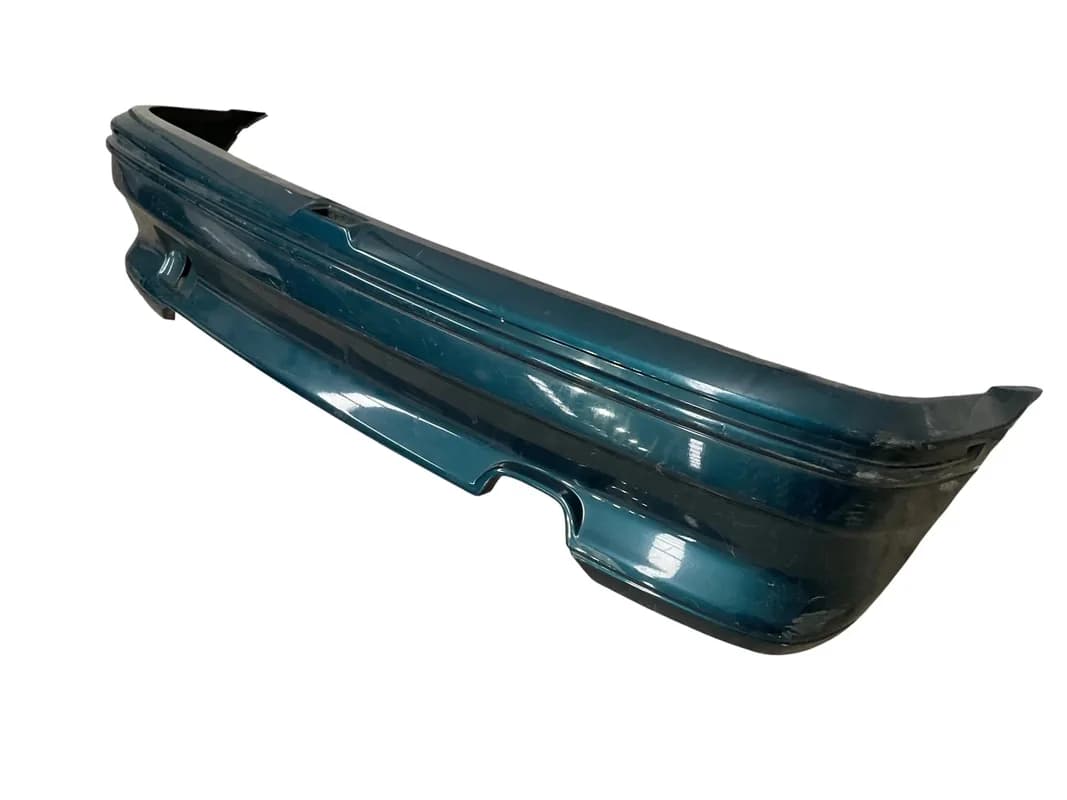 Paragolpes Trasero Ford Fiesta 89-95 - Foto 2