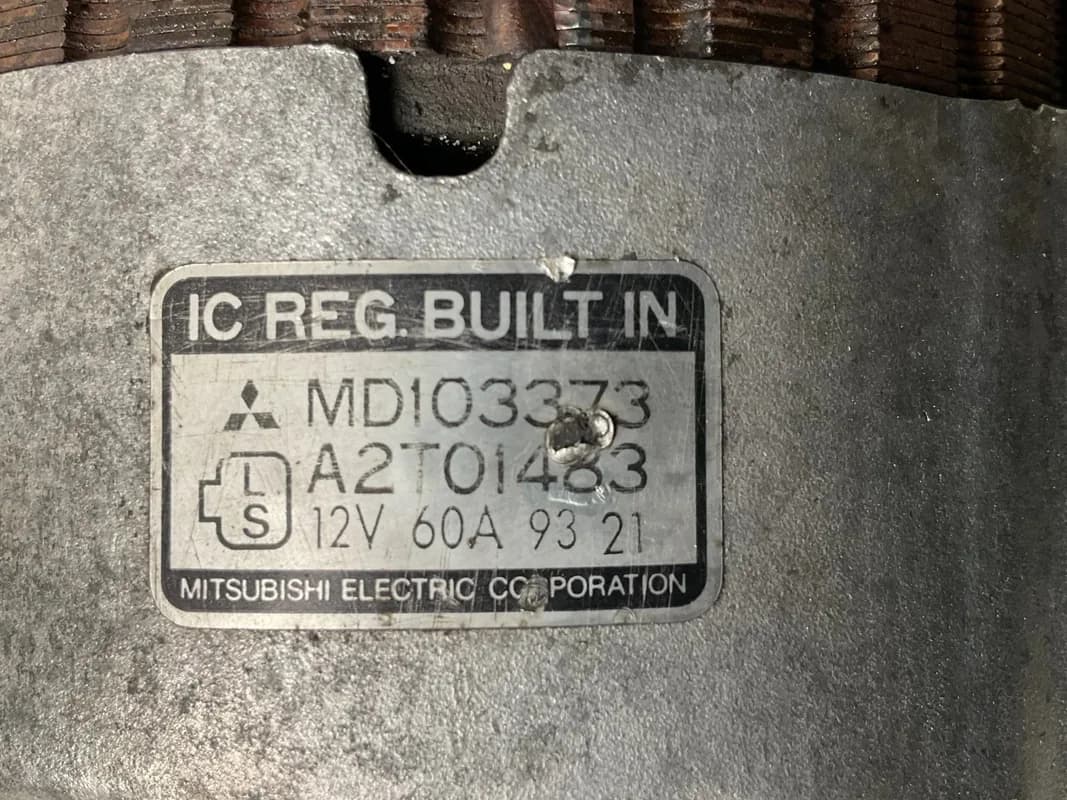 Alternador Mitsubishi MD103373 - Foto 5
