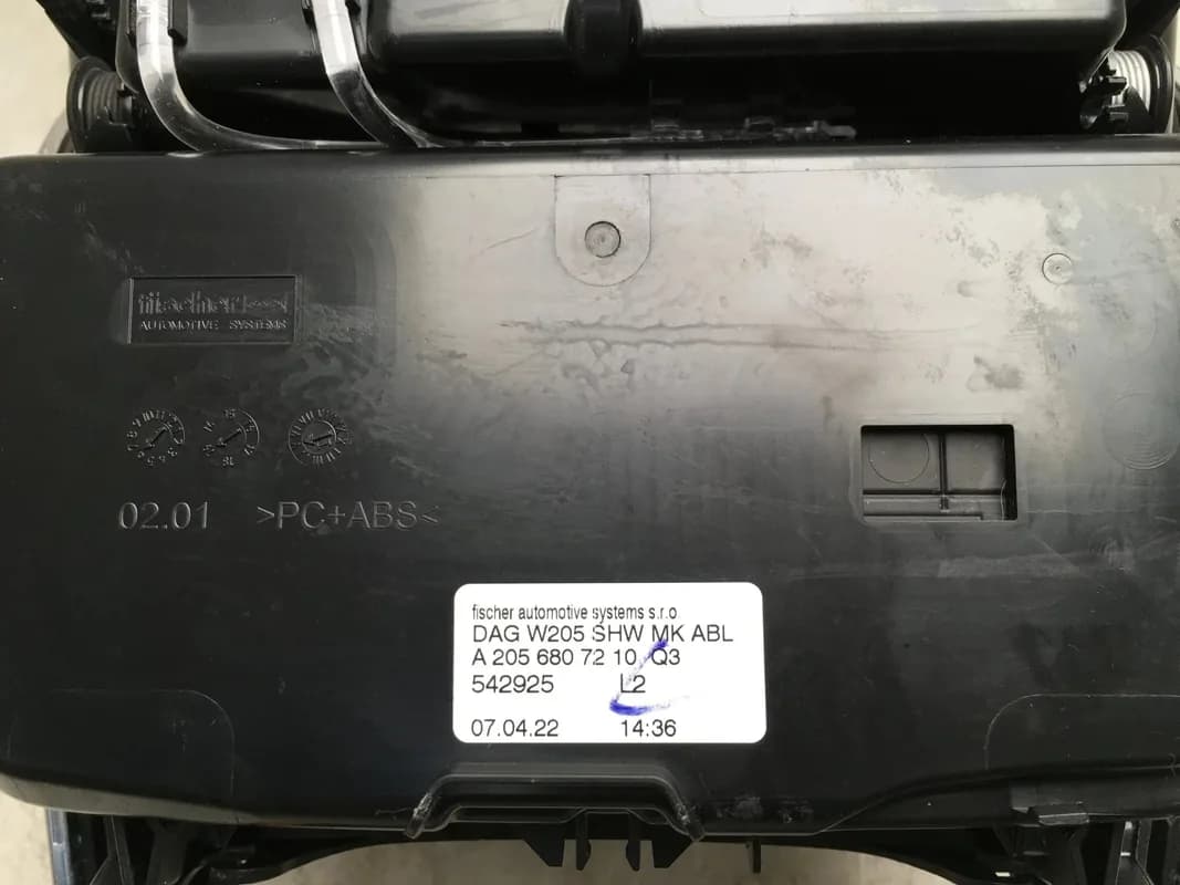 Moldura Consola Central Mercedes W205 - Foto 5
