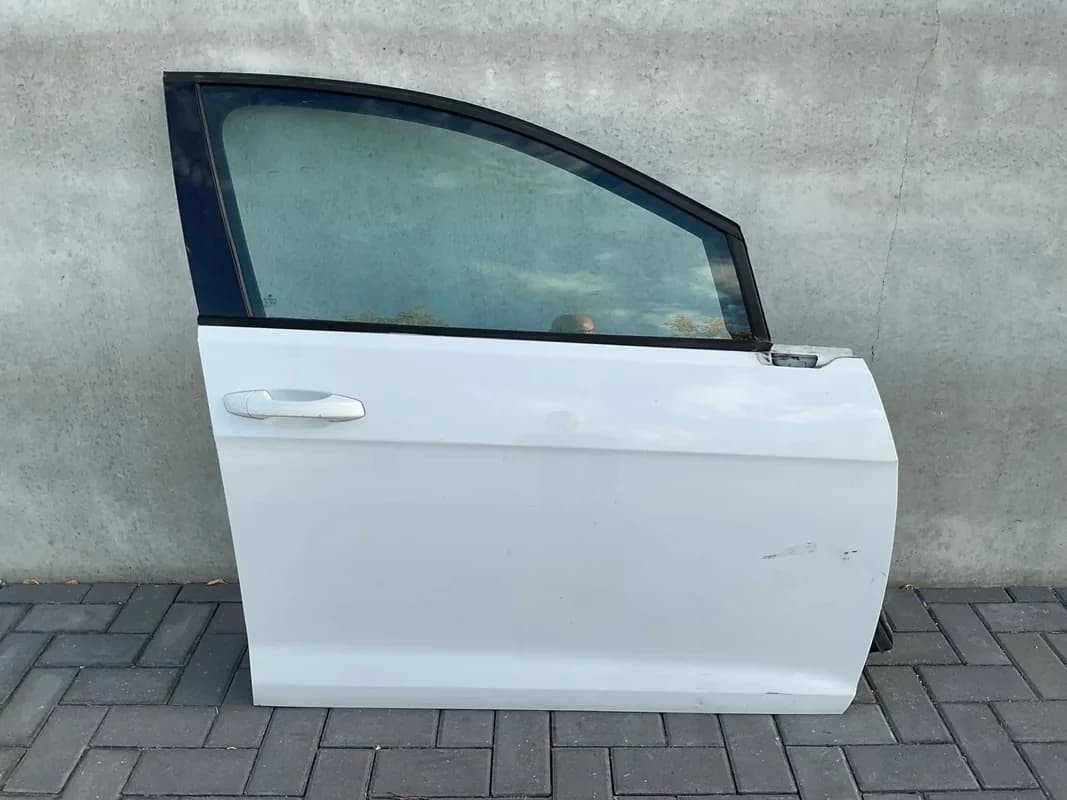 Puerta del dcha VW Golf 2012-2020 - Foto 1