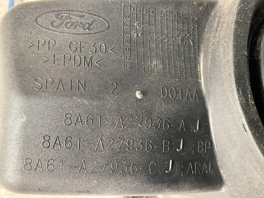 Tapa Combustible Ford Fiesta 2008-2017 - Foto 4