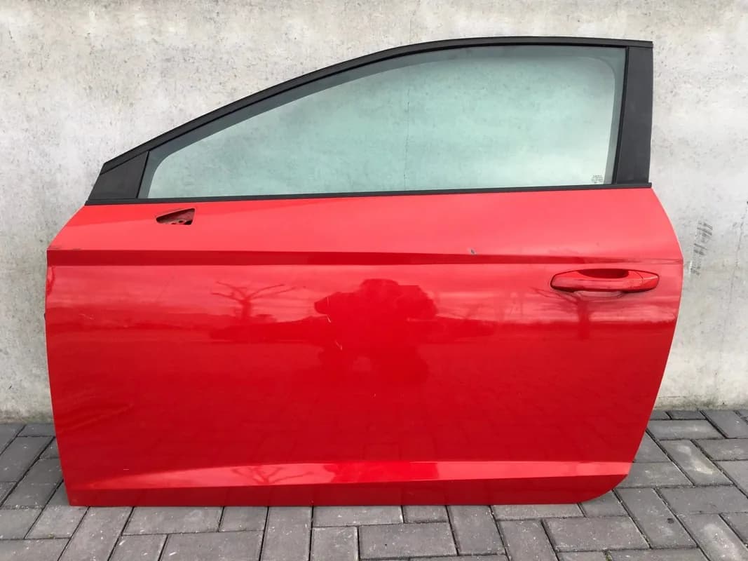 Puerta izq Seat Leon III 5F SC - Foto 1
