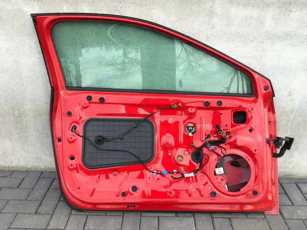 Puerta izq Seat Leon III 5F SC - Foto 4