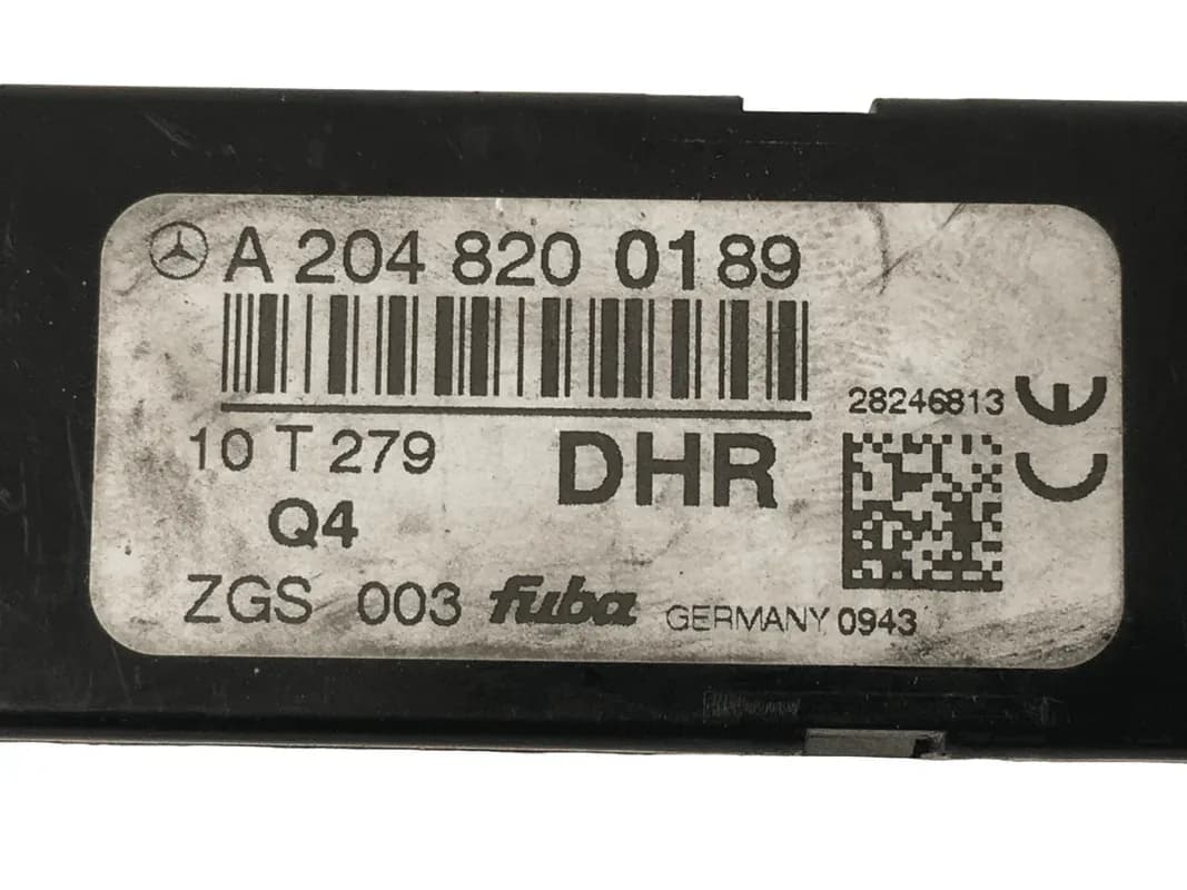 Amplificador Antena Mercedes C A2048200189 - Foto 3