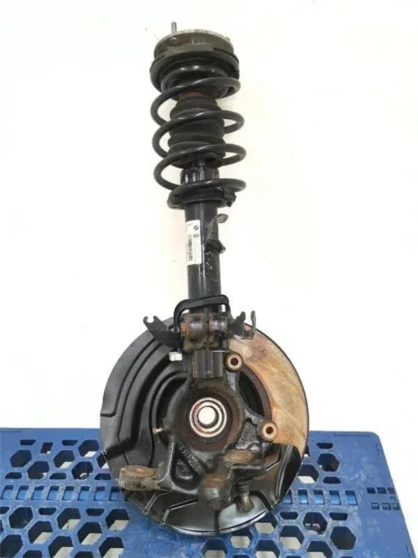 Mangueta delantera izq Bmw E90 Xdrive - Foto 2