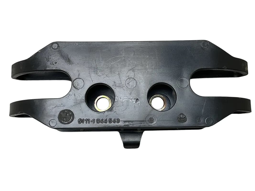 Soporte Parachoques Trasero BMW E34 88 96 - Foto 1
