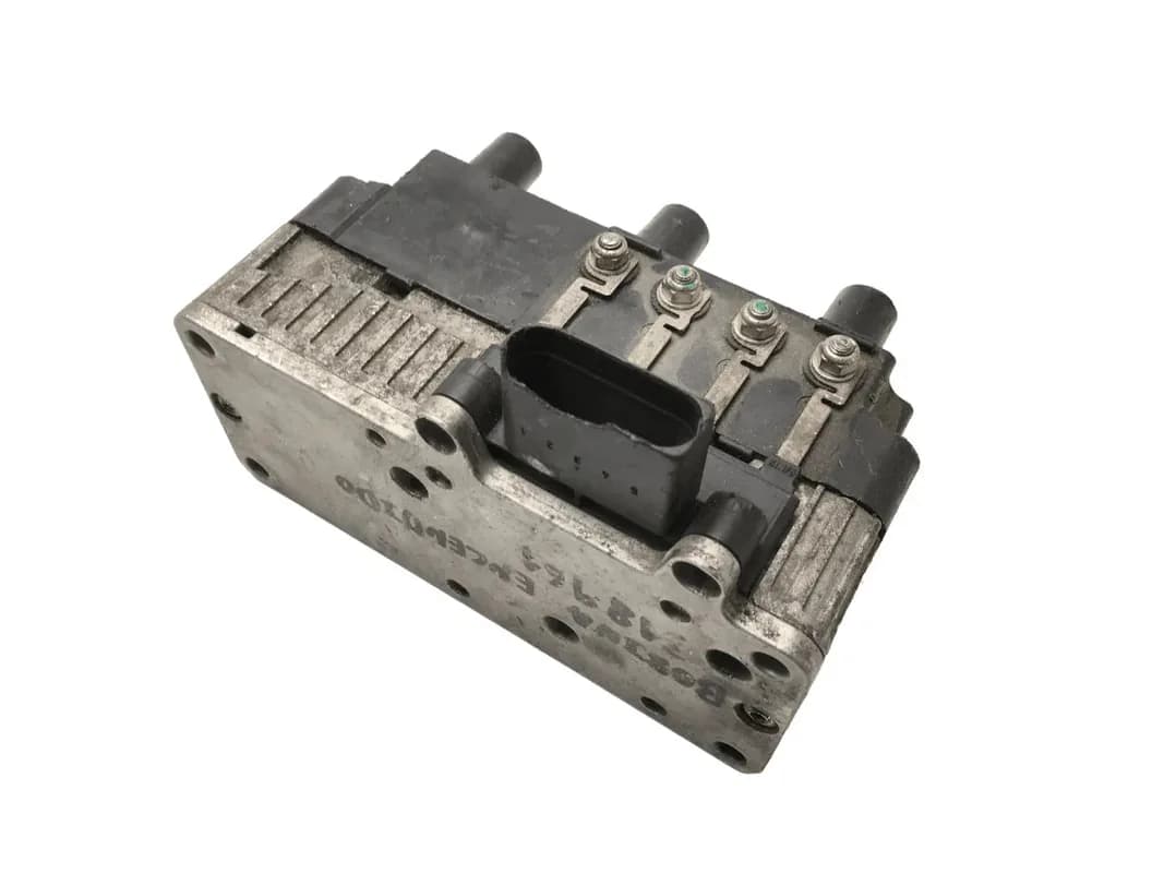 Bobina encendido VW/Ford 021905106C - Foto 2