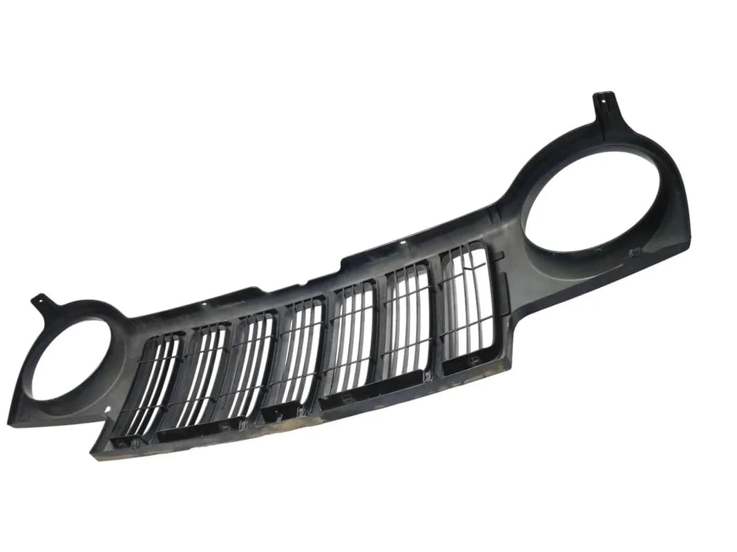 Rejilla radiador Jeep Cherokee KJ - Foto 3