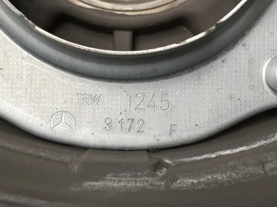 Volante Mercedes E 2114602103 - Foto 4