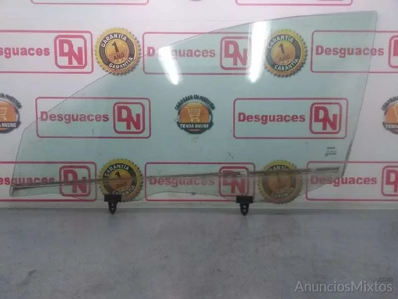 Luna delantera izquierda nissan primera berlina 1.
