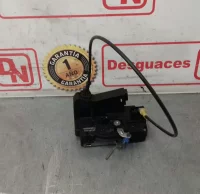 Cerradura puerta delantera izquierda  nissan prima
