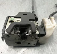 Cerradura puerta delantera izquierda  fiat doblo 1