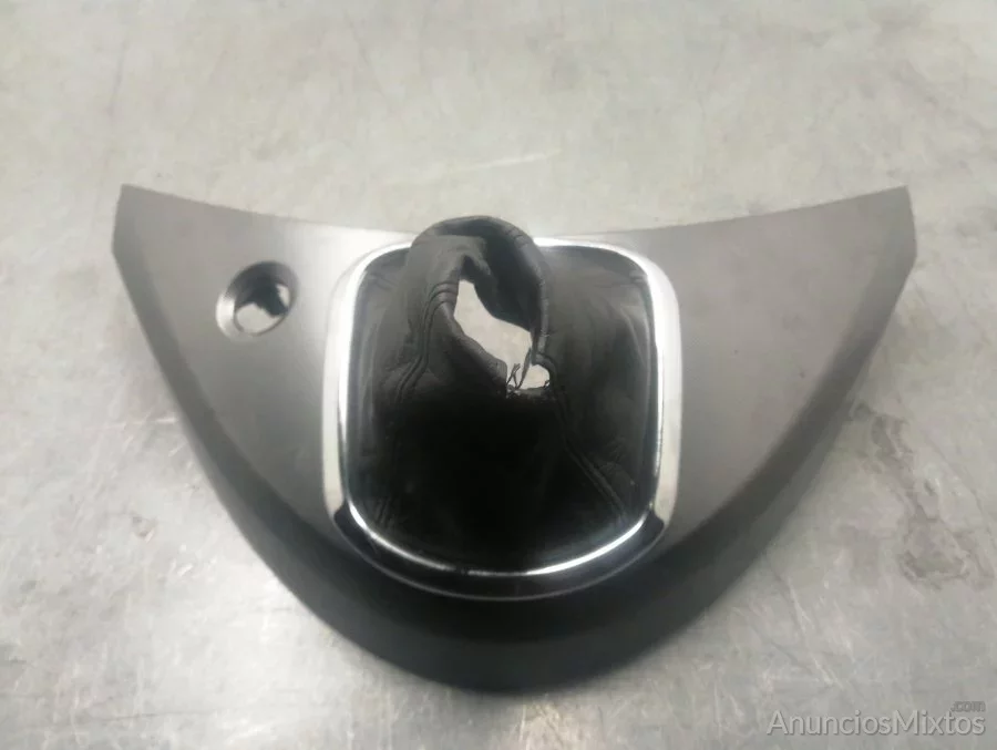Moldura mitsubishi grandis 2.0 di-d (136 cv)