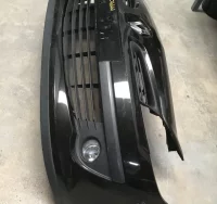 PARAGOLPES DELANTERO RENAULT CLIO NEGRO