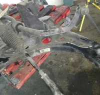 Brazo suspension inferior delantero derecho seat l