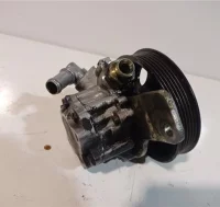 Bomba hidraulica nissan atleon