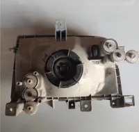 Faro del izdo nissan cabstar