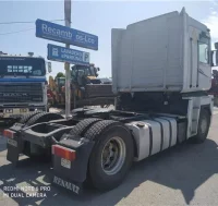 Marca renault 480 ref c-2890 tractora año 2006 ca