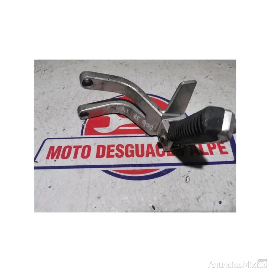 Estribera trasera izquierda suzuki rf 990r