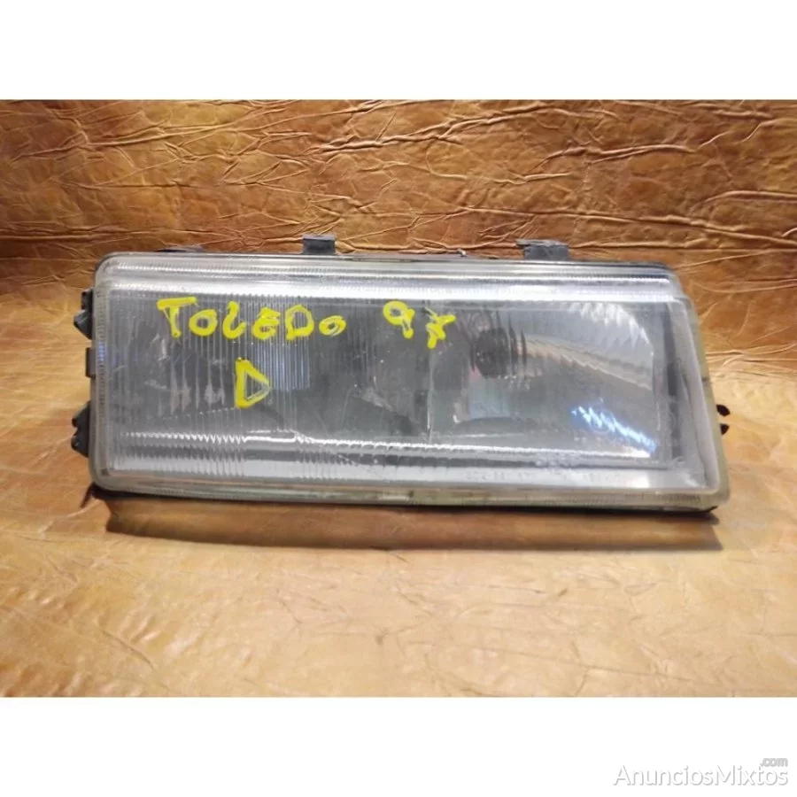 Faro derecho seat toledo i (1l) (1991-1999) 1.8 i